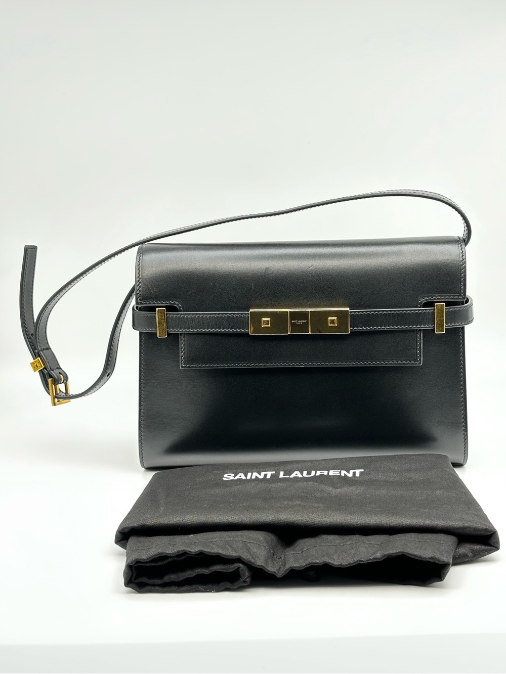 Pre-loved Saint Laurent Manhattan Medium Leather Shoulder Bag —Authentic